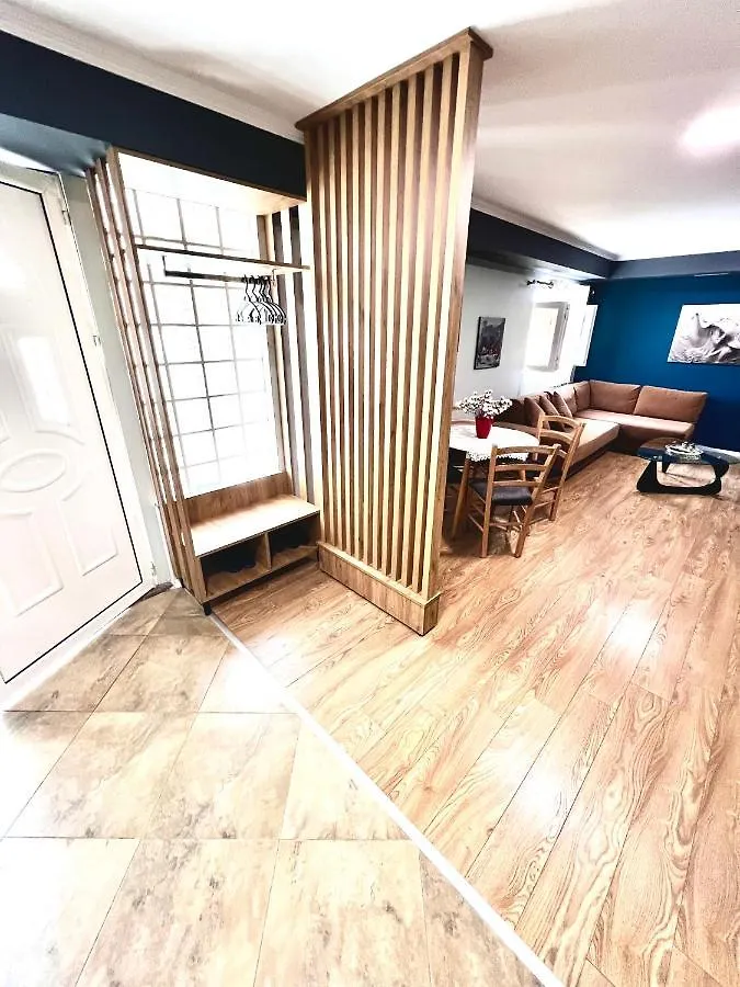 Genta Apartment 
