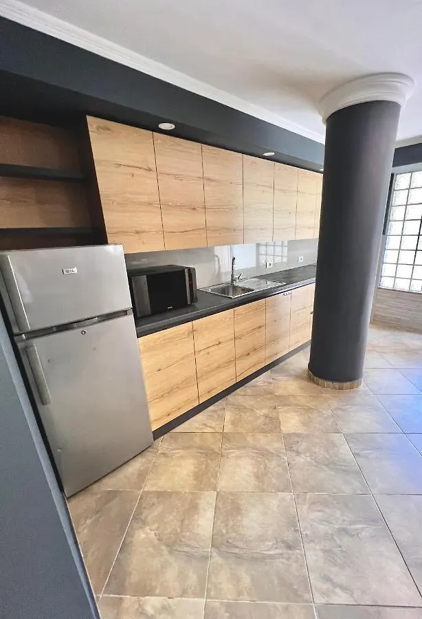 Genta Apartment 