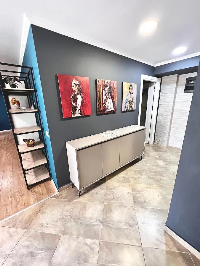 Genta Apartment 