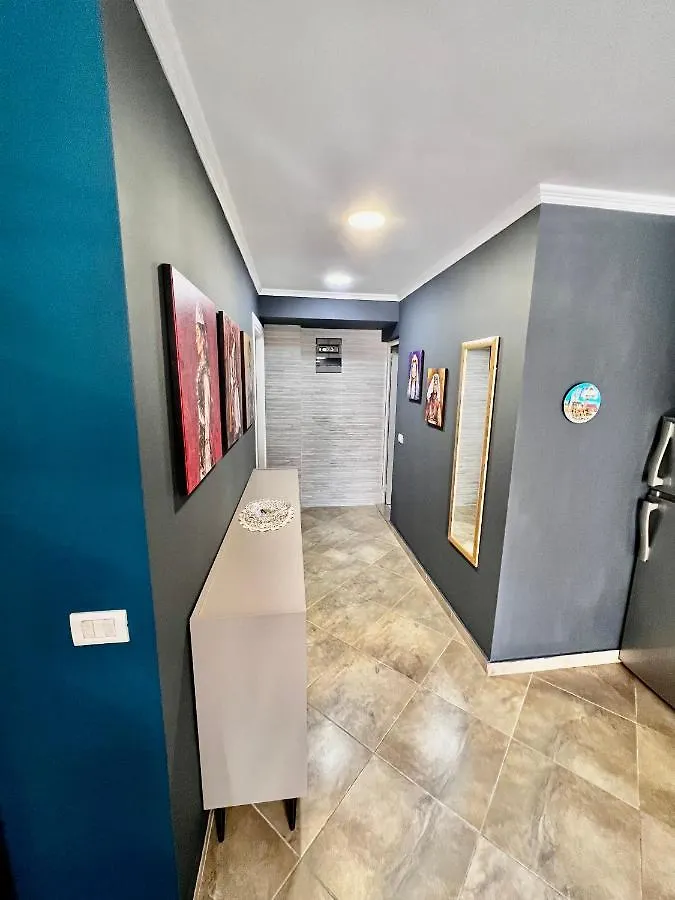 Genta Apartment 